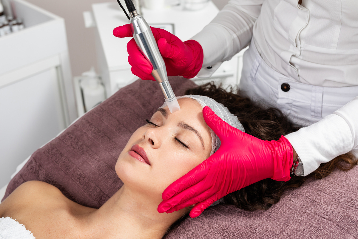 Microdermabrasion, LED Therapy, Microneedling Gadgets For Using At Home